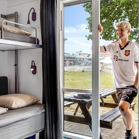Sportsby - Danhostel, Huse Og Vejen