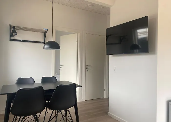 Sportsby - Danhostel, Huse Og Вайен