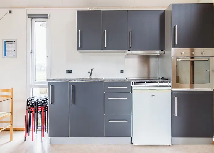 Sportsby - Danhostel, Huse Og Hostel Vejen